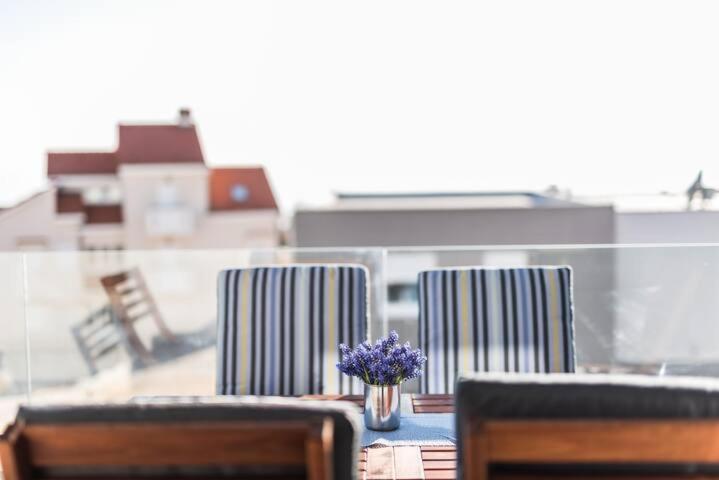 Blue Sky, Modern Sea View Apartment Novalja Kültér fotó